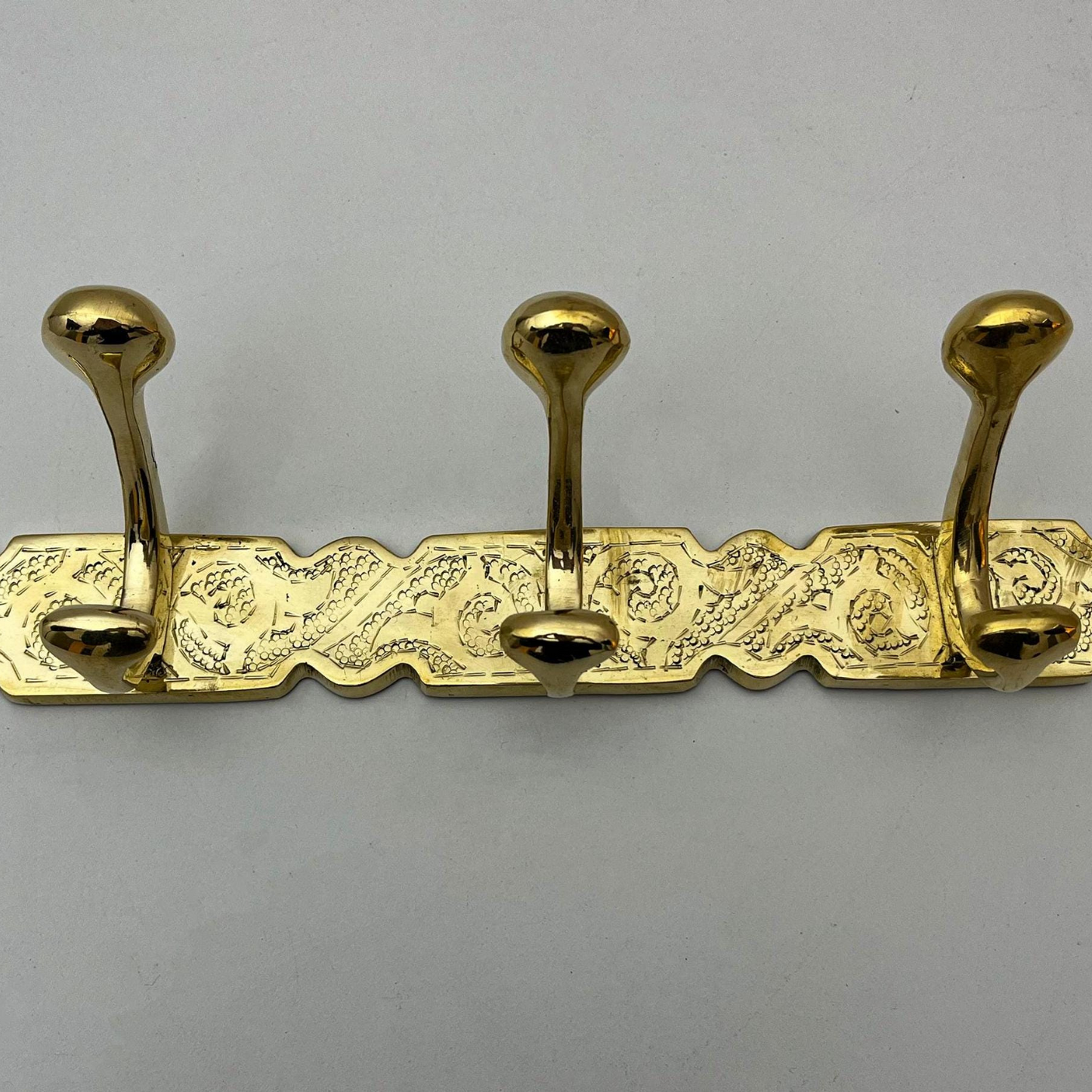 Handmade Solid Brass Wall Hooks – Rustic Clothes & Towel Rack (2–4 Hooks)